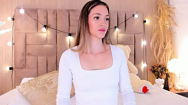 ClaradelMar online show from 03.28.26