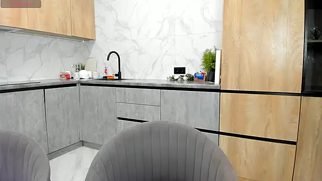 extra wet dry online show from 02.04.26