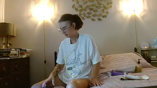 cindwyWow online show from 10.08.25