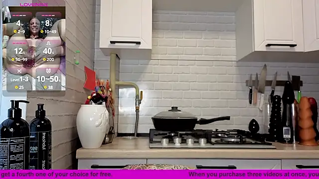 Snapshot of Edena_ chatting on 01.17.26 Edena online show from 01.17.26