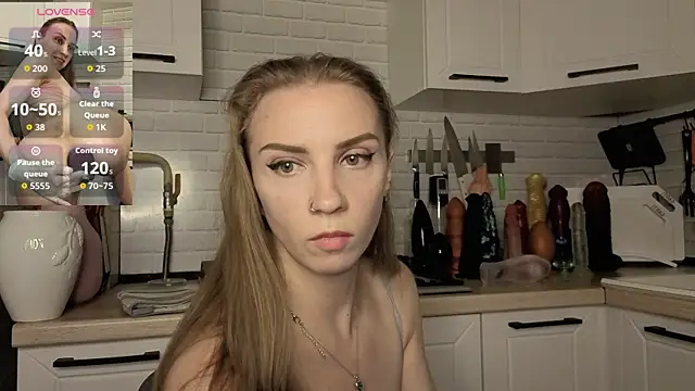 Snapshot of Edena_ chatting on 06.26.26 Edena online show from 06.26.26