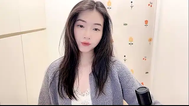 Rosalind xixi online show from 10.15.25