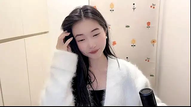 Rosalind xixi online show from 10.25.25