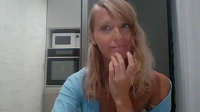 Vexxaa online show from 10.07.25