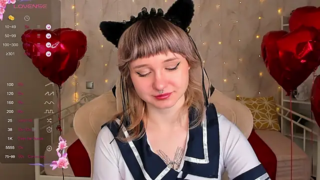 Snapshot of Tori_Cutie chatting on 02.20.26 Tori Cutie online show from 02.20.26