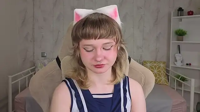 Tori Cutie online show from 05.23.26