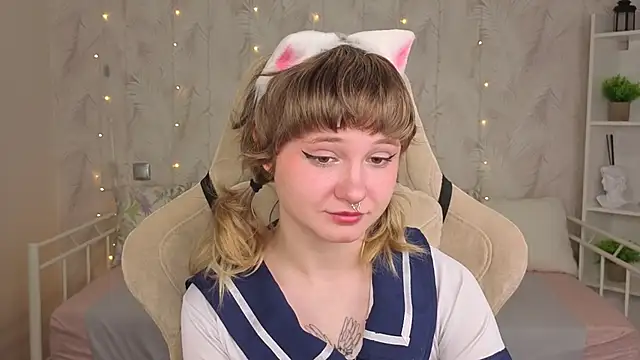 Tori Cutie online show from 05.27.26