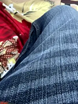 LOVEGURU1095 online show from 10.29.25