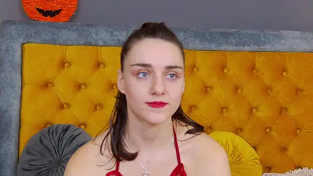 Jessica White  online show from 11.11.25