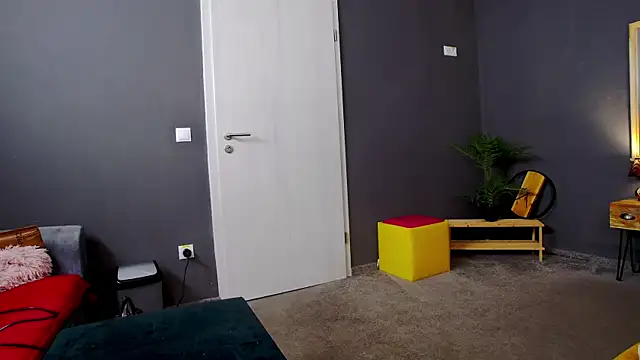 Jessica White  online show from 04.17.26