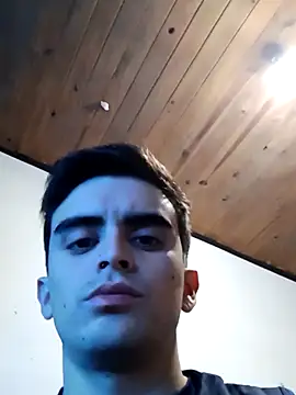 Snapshot of Rodrigo99_9 chatting on 04.28.26 Rodrigo99 9 online show from 04.28.26
