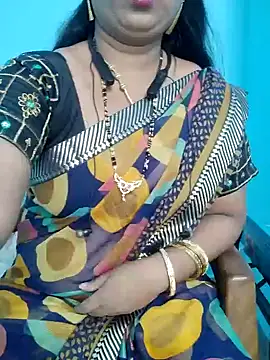 Snapshot of yelmaji91 chatting on 10.15.25 yelmaji91 online show from 10.15.25