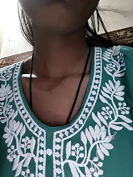 Snapshot of Indian-Aleena chatting on 05.06.26 Indian-Aleena online show from 05.06.26