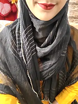 Snapshot of Indian-Aleena chatting on 05.13.26 Indian-Aleena online show from 05.13.26
