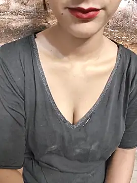 Snapshot of Indian-Aleena chatting on 06.25.26 Indian-Aleena online show from 06.25.26