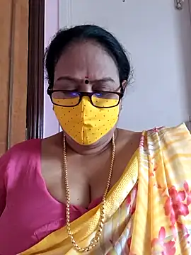 Snapshot of heera-rani chatting on 09.13.25 heera-rani online show from 09.13.25