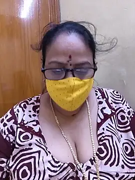 Snapshot of heera-rani chatting on 06.13.26 heera-rani online show from 06.13.26