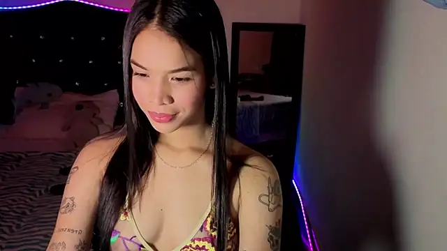 Snapshot of SarahMontezz chatting on 02.08.26 SarahMontezz online show from 02.08.26