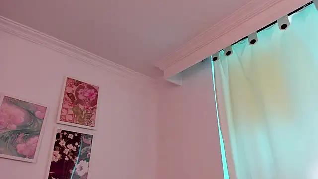 canelleGarces online show from 04.04.26