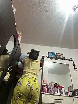 saranghae  online show from 10.15.25