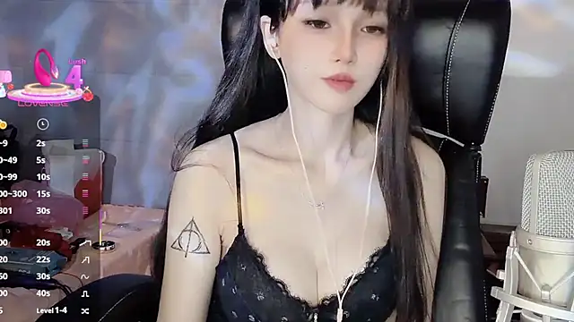 twlilybae online show from 07.20.26