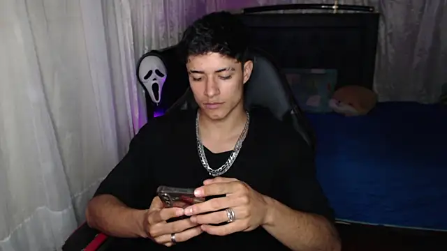 Snapshot of jacobbiker chatting on 02.12.26 jacobbiker online show from 02.12.26