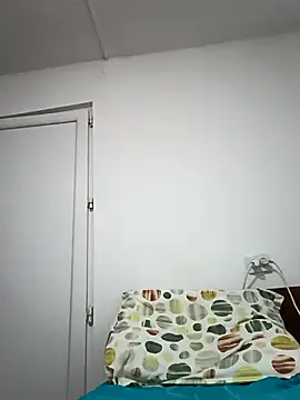 Vera Elle online show from 11.05.25