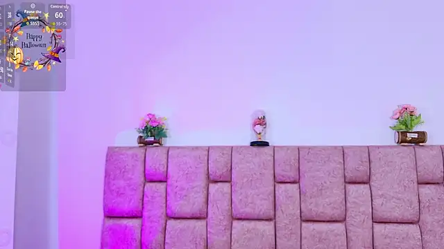 ScarlettLuxe online show from 10.30.25