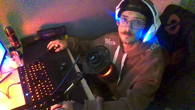 Dikklauss online show from 10.25.25