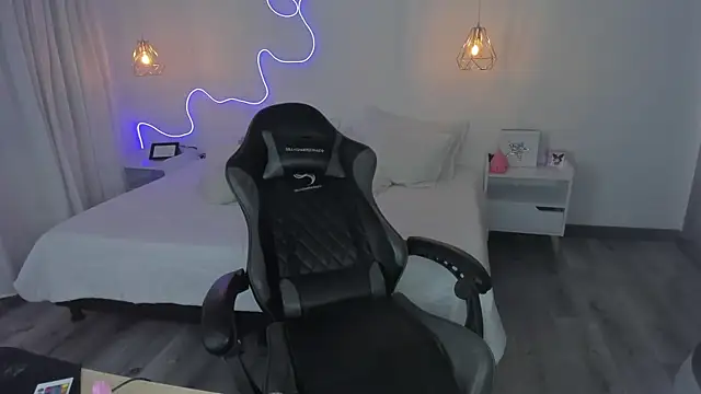 Noahcryptic online show from 01.14.26