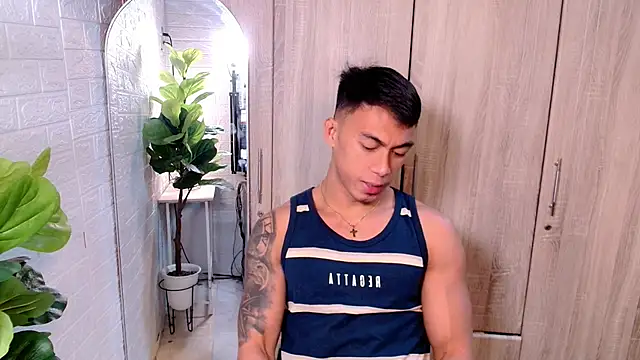 Snapshot of PinooyMilker chatting on 11.03.25 PinooyMilker online show from 11.03.25