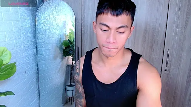 Snapshot of PinooyMilker chatting on 12.14.25 PinooyMilker online show from 12.14.25