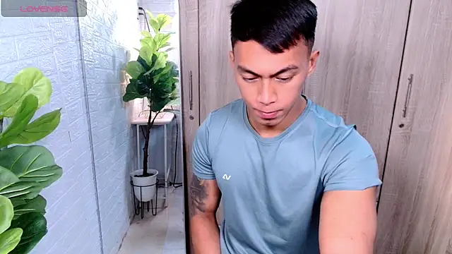 Snapshot of PinooyMilker chatting on 01.12.26 PinooyMilker online show from 01.12.26