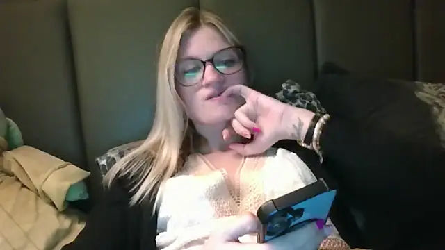 Lesamantssexy online show from 04.04.26