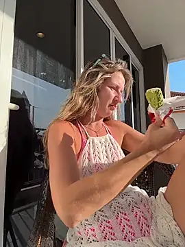 EvvaMur online show from 11.29.25