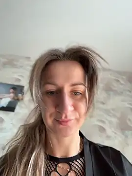 EvvaMur online show from 04.15.26