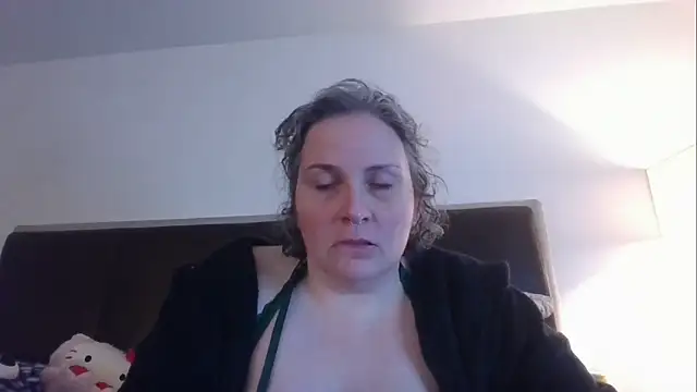 EdenArcadia online show from 04.04.26