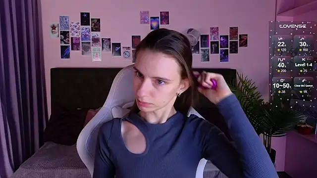 kaleriyaa  online show from 09.14.25