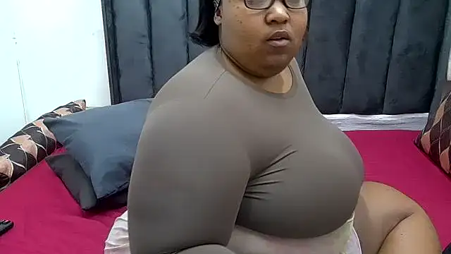 CocoFlames23 online show from 09.21.25