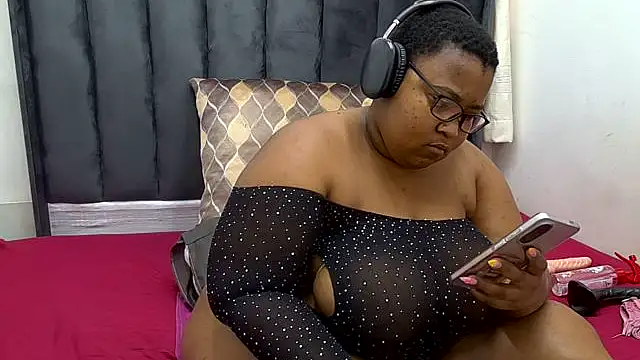 CocoFlames23 online show from 10.08.25