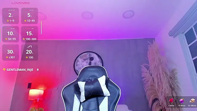 luccia smith online show from 03.08.26