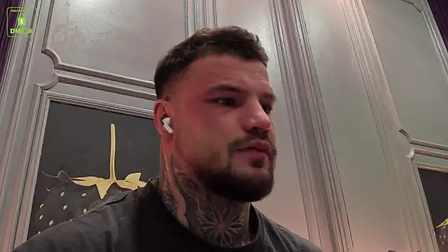 Snapshot of OliverSport chatting on 03.01.26 OliverSport online show from 03.01.26