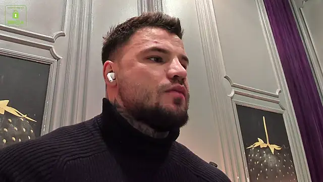 Snapshot of OliverSport chatting on 03.18.26 OliverSport online show from 03.18.26