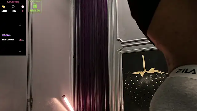 Snapshot of OliverSport chatting on 03.23.26 OliverSport online show from 03.23.26