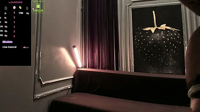 Snapshot of OliverSport chatting on 03.29.26 OliverSport online show from 03.29.26