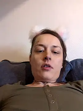 marijacucu online show from 04.16.26