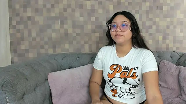 Snapshot of shanon_marel chatting on 09.28.25 shanon marel online show from 09.28.25