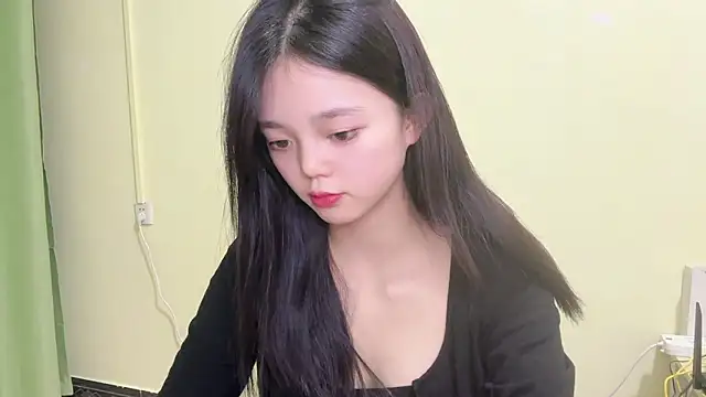 Nicole-13 online show from 11.05.25