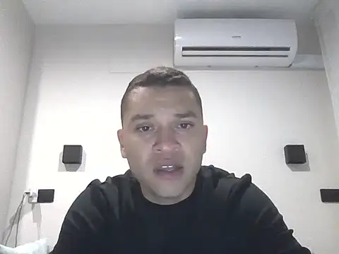 Snapshot of Krono_dikaprio_ chatting on 03.14.26 Krono dikaprio online show from 03.14.26