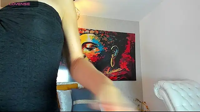 Snapshot of aitana_baker_ chatting on 04.30.26 aitana baker online show from 04.30.26